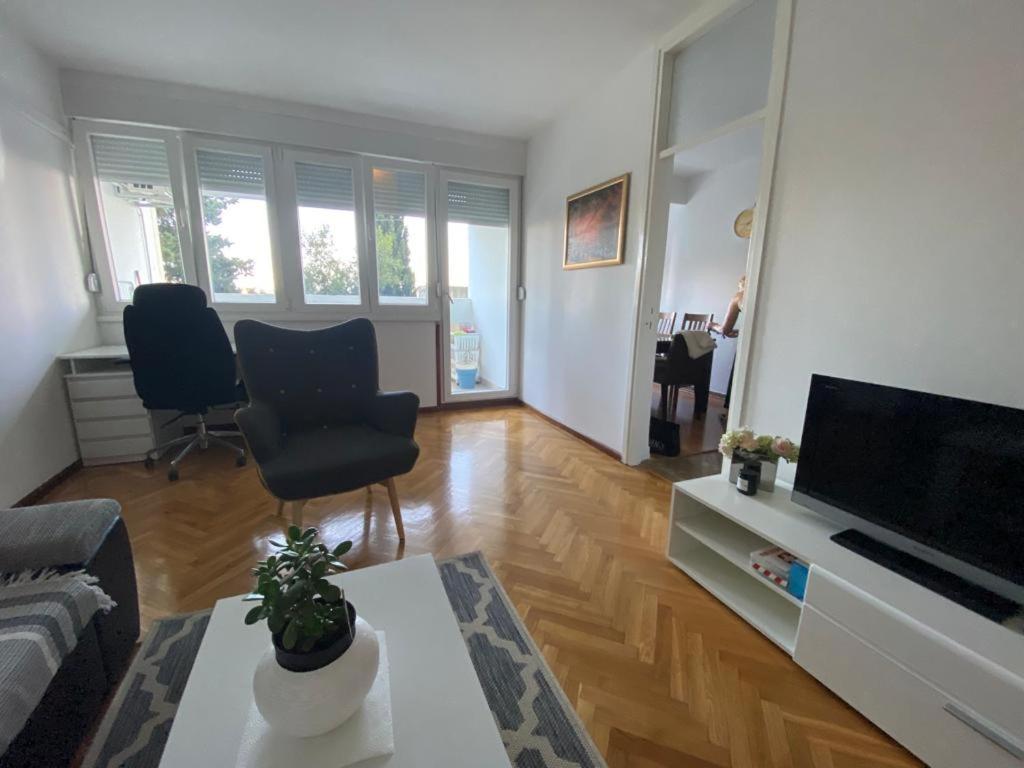 2 Bedroom Apartment/Parking/Market Сплит Екстериор снимка