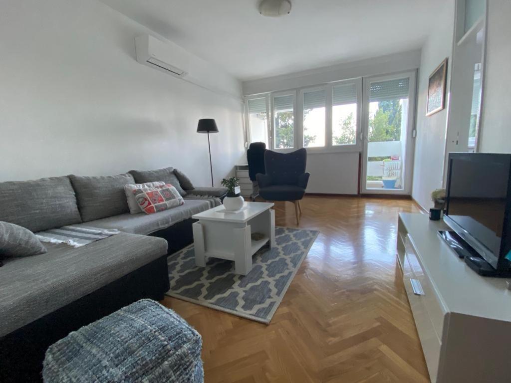 2 Bedroom Apartment/Parking/Market Сплит Екстериор снимка