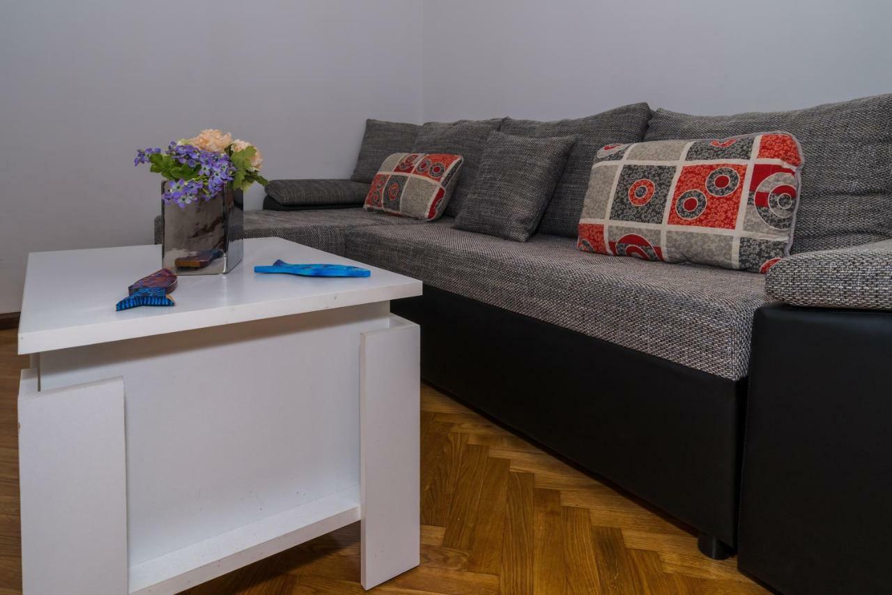 2 Bedroom Apartment/Parking/Market Сплит Екстериор снимка